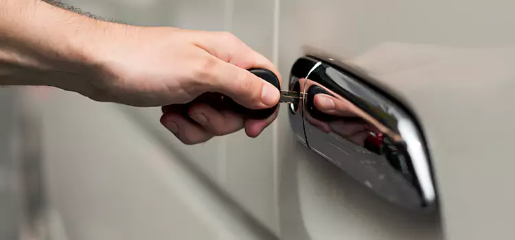 Why Choose Our Auto Locksmith Team in Lakewood, WA?