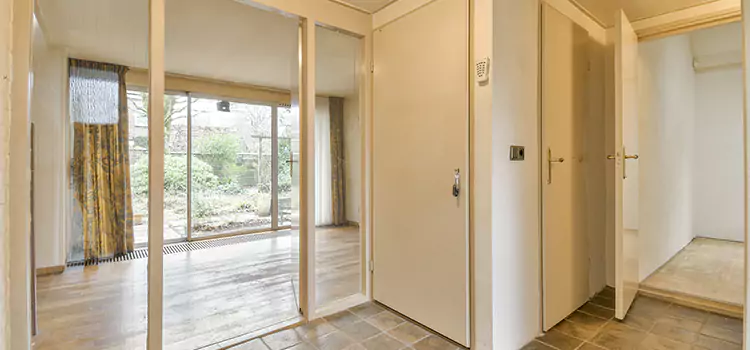 Why Choose Our Pocket Door Experts in Lakewood, WA?